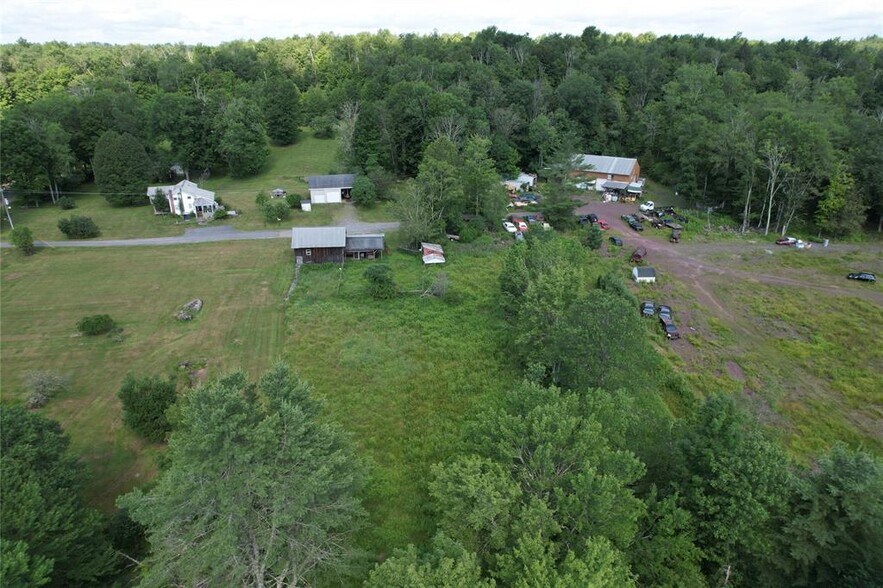 More Photos Of 41 Martin Ln, Mongaup Valley Service For Sale