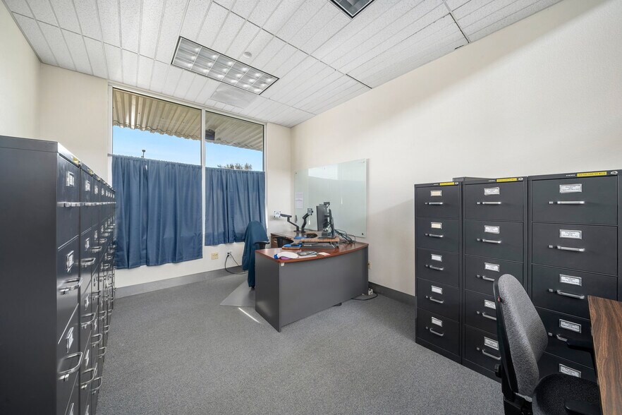 More Photos Of 4301 Second Wind Way, Paso Robles Office For Lease