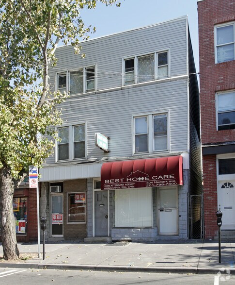 More Photos Of 304 Newark Ave, Jersey City Storefront Retail Office For Lease