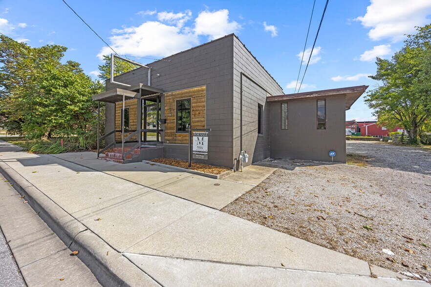 More Photos Of 518 Jefferson St, Fulton Flex For Lease