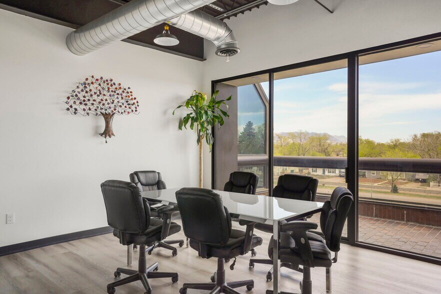 More Photos Of 1287 Lake Plaza Dr, Colorado Springs Office For Sale
