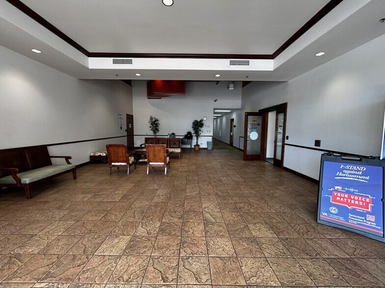 More Photos Of 4485 Pahee St, Lihue Flex For Lease