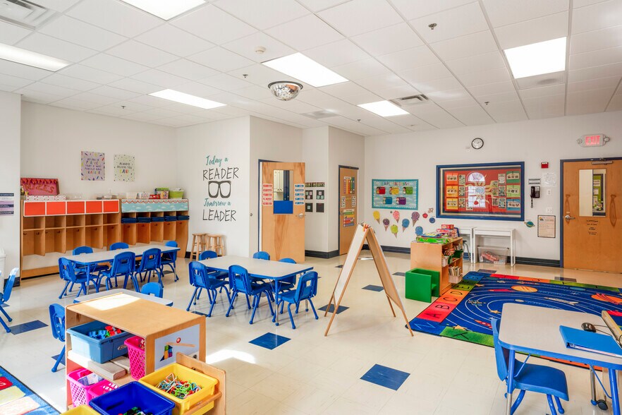 More Photos Of 42885 Orchard Oriole Dr, Ashburn Daycare Center For Lease