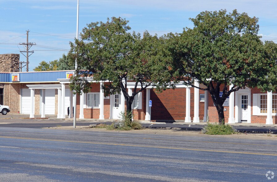 More Photos Of 2136 50th St, Lubbock Office For Sale