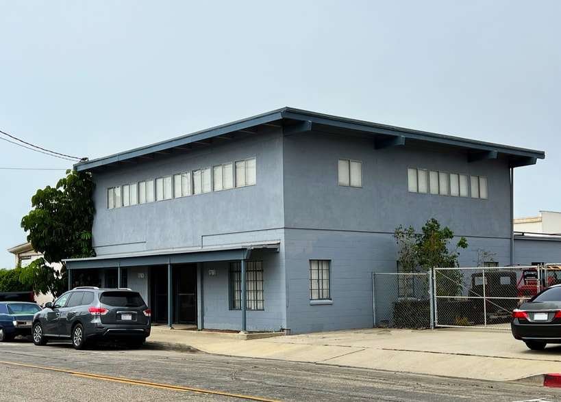 More Photos Of 1775-1783 Callens Rd, Ventura Warehouse For Lease