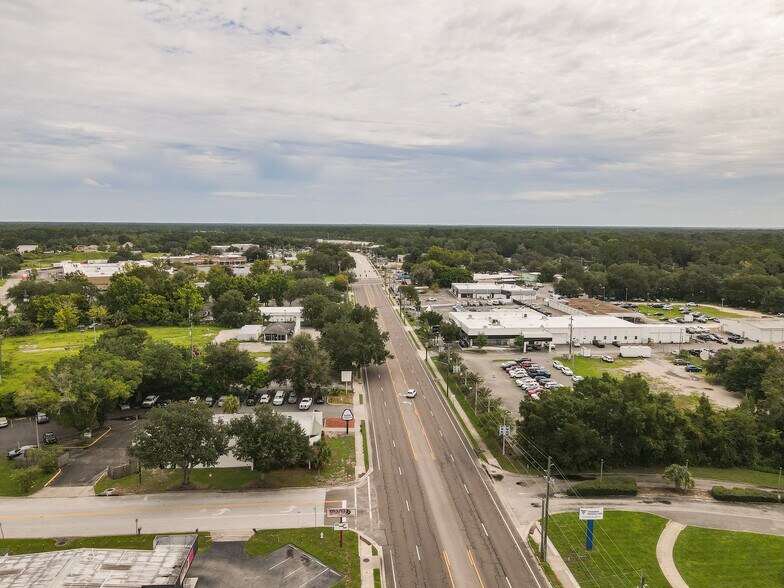 More Photos Of 1947 N Main St, Gainesville Freestanding For Sale