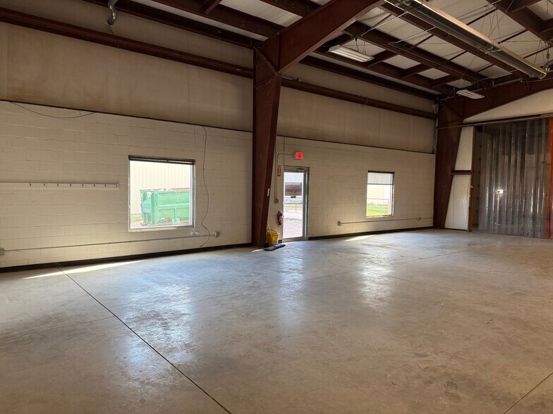 More Photos Of 1010 Brice St, Newark Warehouse For Sale