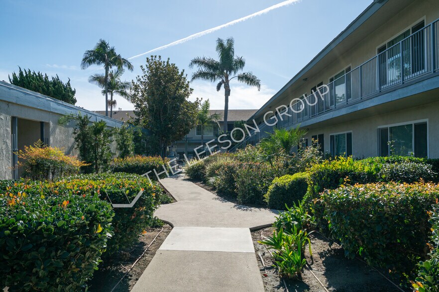 More Photos Of 365 W Wilson St, Costa Mesa Apartments For Sale