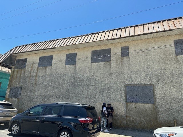 More Photos Of 321 E Cedar Avenue, Wildwood Specialty For Sale