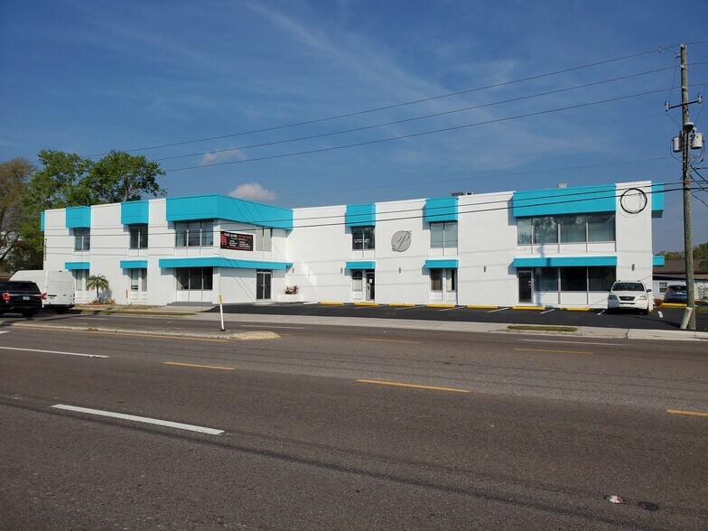 Primary Photo Of 7523 Aloma Ave, Winter Park Office For Lease