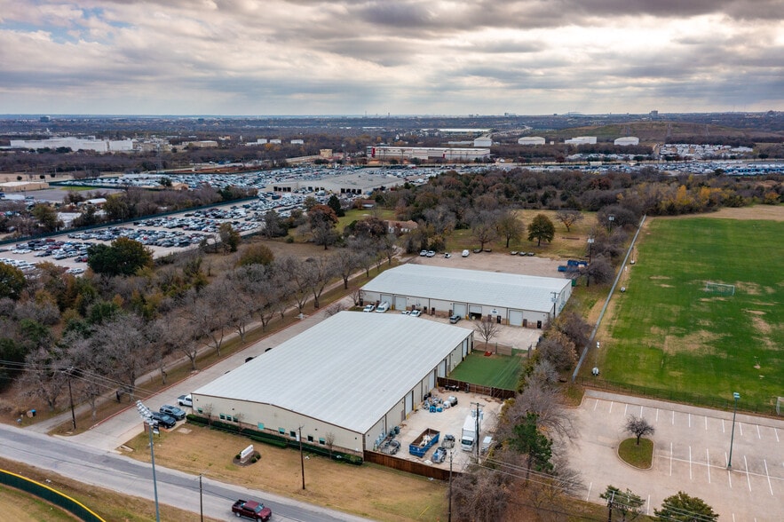 More Photos Of 12124 S Pipeline Rd, Euless Industrial For Lease