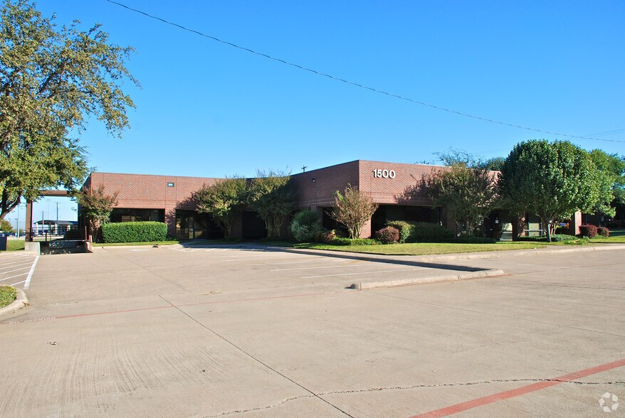 More Photos Of 1500 Ederville Rd, Fort Worth Office For Lease