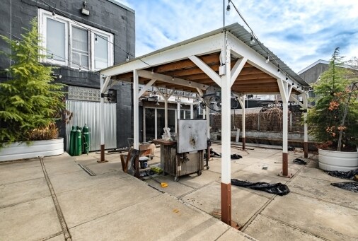 More Photos Of 1306-1312 Frankford Ave, Philadelphia Storefront Retail Office For Lease