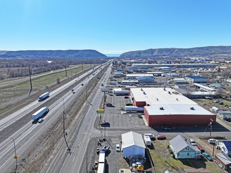 More Photos Of 1900 Rudkin Rd, Yakima Freestanding For Lease