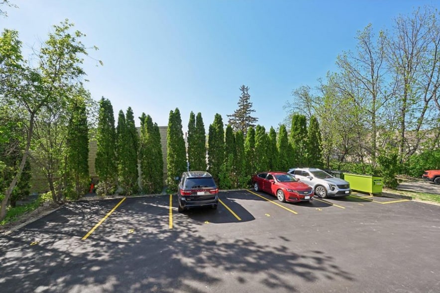 More Photos Of 108 N Main St, Edgerton Apartments For Sale