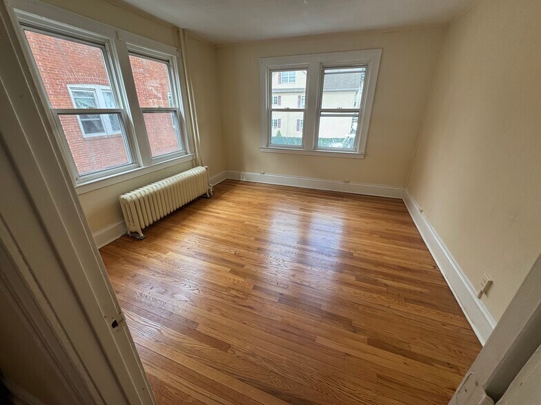 More Photos Of 689-699 Maple Ave, Hartford Apartments For Sale