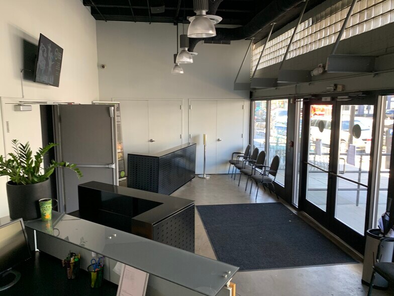 More Photos Of 1835 14th St NW, Washington Theater Concert Hall For Sale