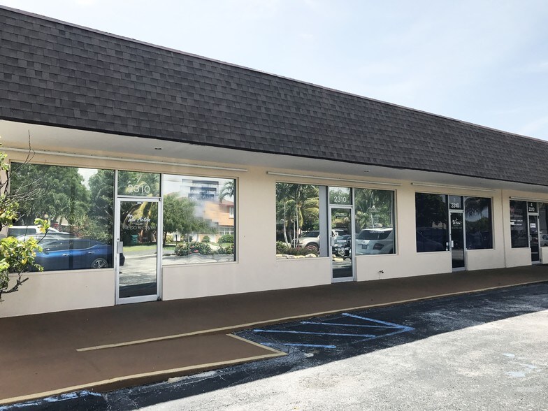 More Photos Of 2301 SE 2nd St, Boynton Beach Medical For Sale