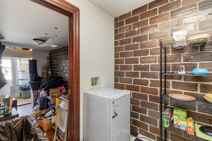 More Photos Of 118 W Clark St, Crown Point Office Residential For Sale