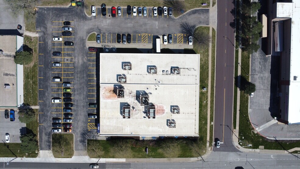 More Photos Of 9221 Quivira Rd, Overland Park Medical For Sale