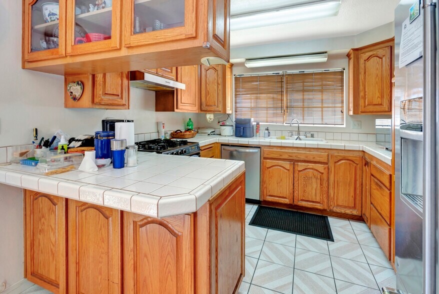 More Photos Of 12731 Barlin Ave, Downey Apartments For Sale