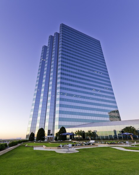 More Photos Of 3200 Southwest Fwy, Houston Office For Lease