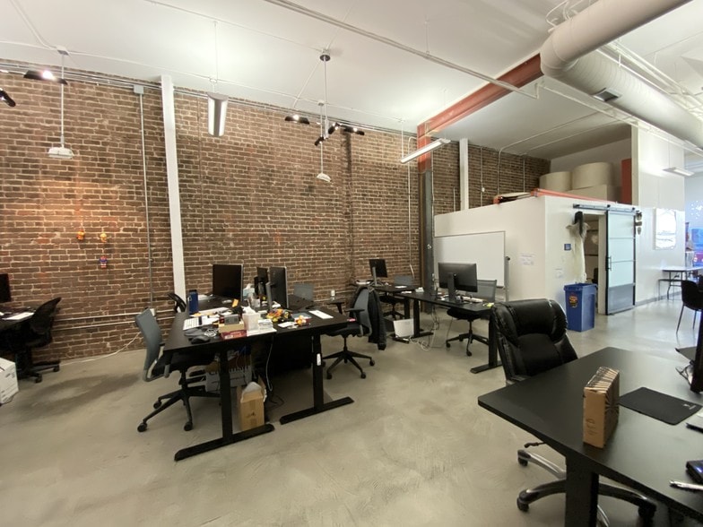 More Photos Of 948-950 Howard St, San Francisco Office For Lease