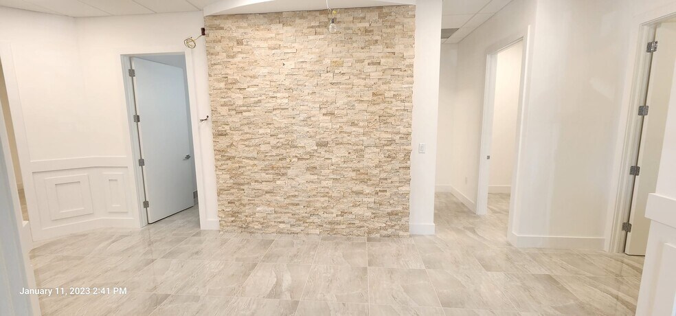 More Photos Of 540 NW University, Port Saint Lucie Office Residential For Sale