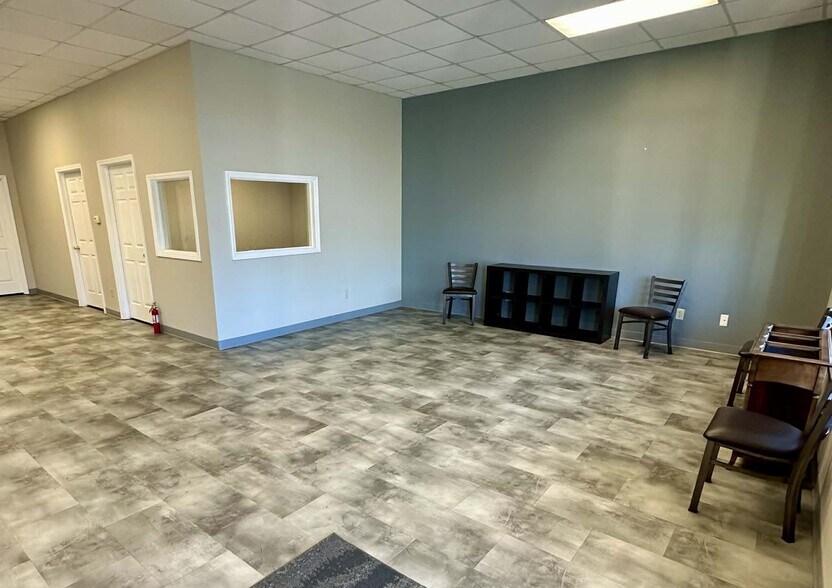 More Photos Of 2548 Fayetteville Rd, Lumberton Storefront Retail Office For Lease