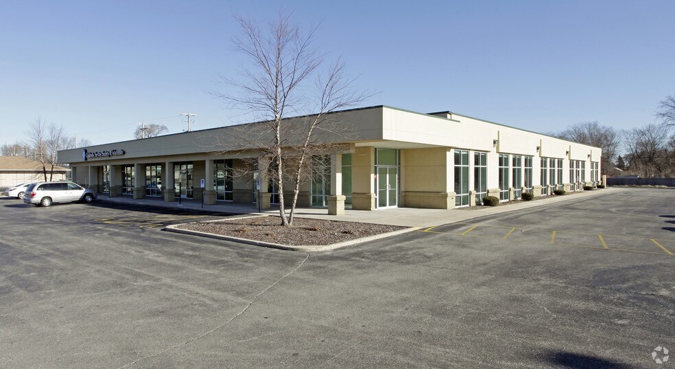 More Photos Of 8207 22nd Ave, Kenosha Office For Lease