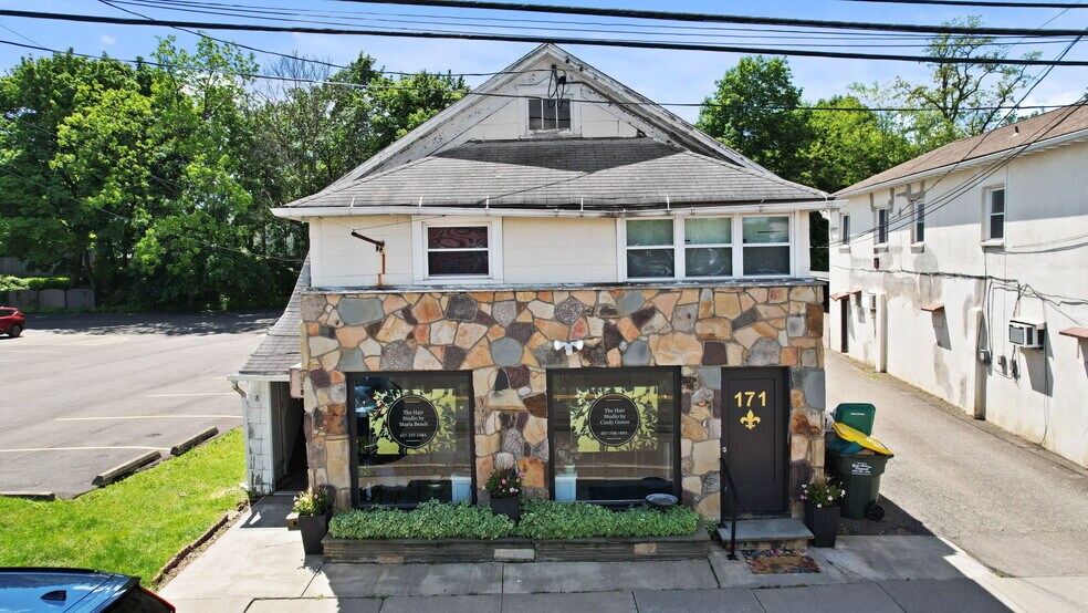More Photos Of 171 Front St, Vestal Township Storefront Retail Residential For Sale
