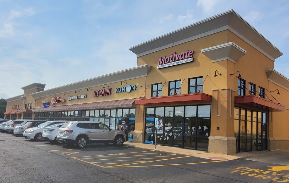 More Photos Of 3001-3061 N Perryville Rd, Rockford Unknown For Lease
