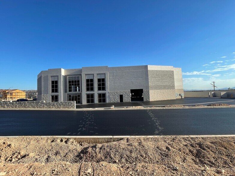 More Photos Of 10710-10890 South Rainbow Blvd, Las Vegas Unknown For Lease
