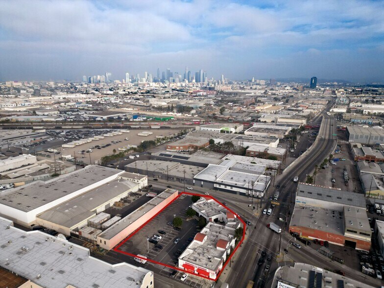 More Photos Of 2501-2575 S Santa Fe Ave, Vernon Freestanding For Sale