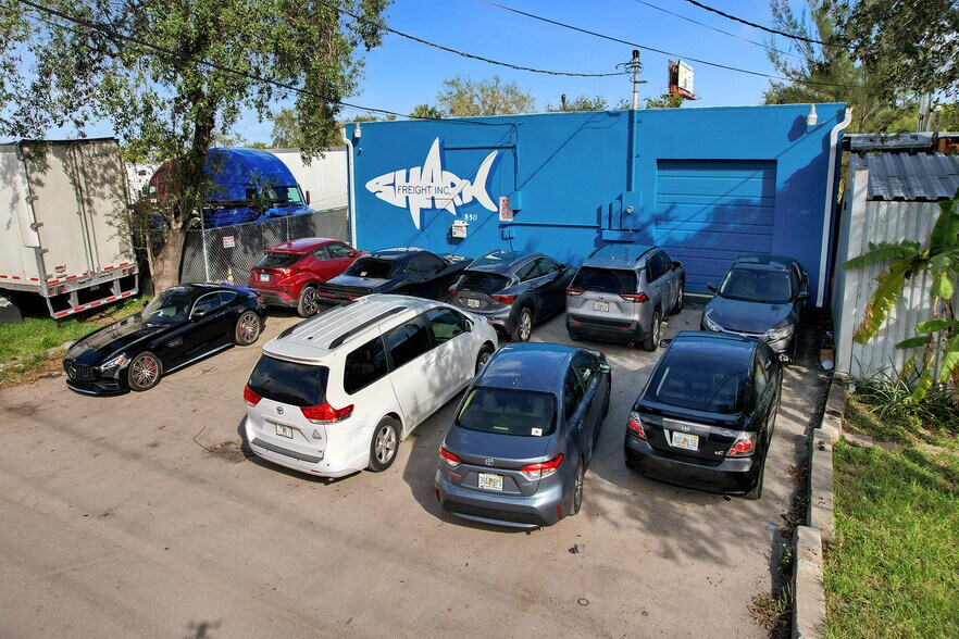 More Photos Of 850 NW 12th Ter, Pompano Beach Warehouse For Sale