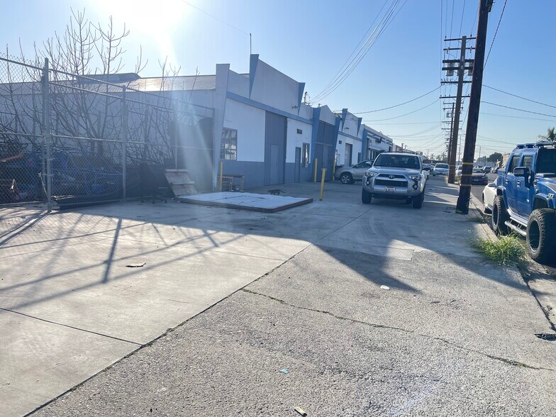 More Photos Of 11700 Anabel Ave, Garden Grove Warehouse For Sale
