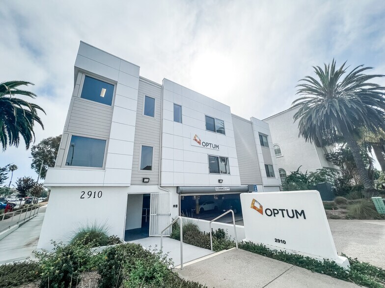 More Photos Of 2910 Jefferson St, Carlsbad Medical For Lease