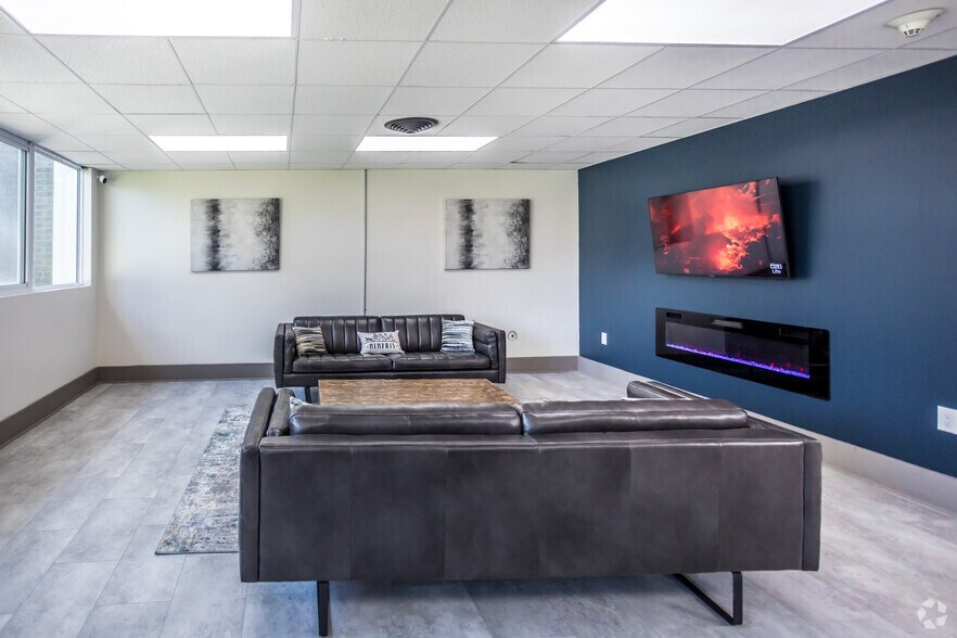 More Photos Of 45 S Idlewild, Memphis Apartments For Sale