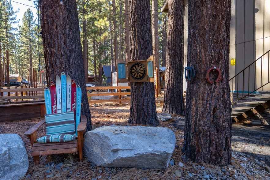 More Photos Of 1072 Ski Run Blvd, South Lake Tahoe Hotel For Sale