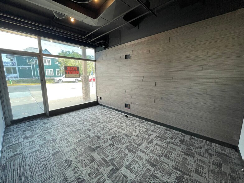 More Photos Of 4820 47 Ave, Red Deer Apartments For Lease