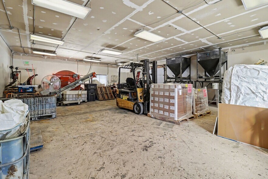 More Photos Of 3301 Green St, Shelby Industrial For Sale