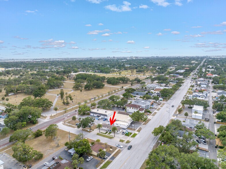 More Photos Of 5500 Central Ave, Saint Petersburg Office Residential For Sale