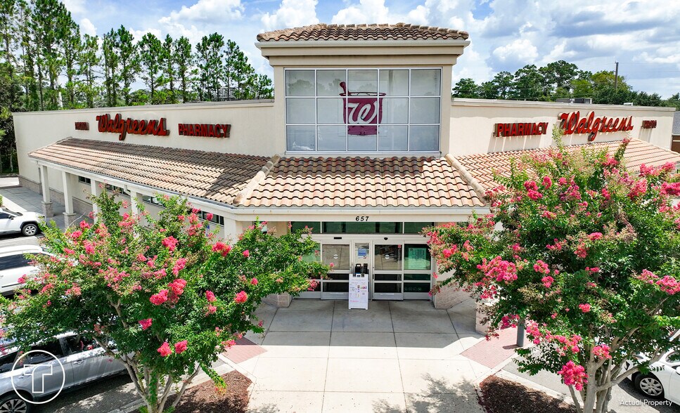 More Photos Of 657 S 6th St, Macclenny Drugstore For Sale