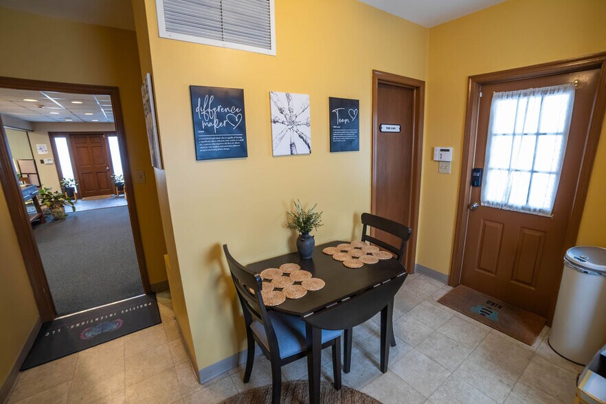 More Photos Of 811 Monroe St, Stroudsburg Office Residential For Lease