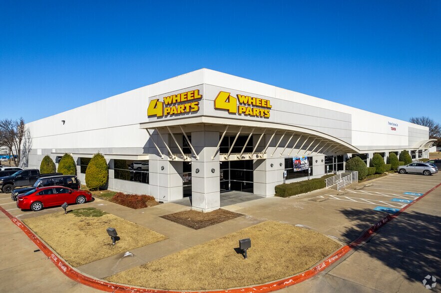 Primary Photo Of 3001 E Plano Pky, Plano Light Manufacturing For Lease