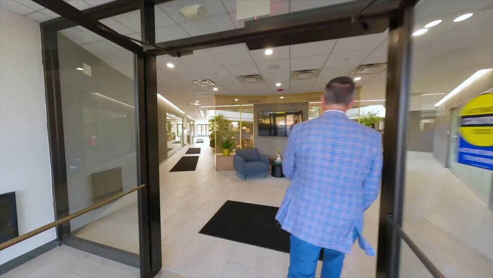 Primary Photo Of 2275 Half Day Rd, Bannockburn Office For Lease