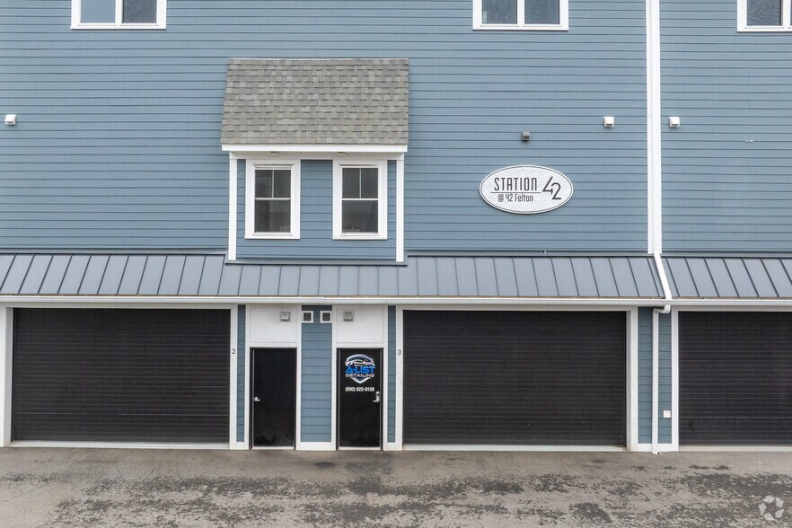 More Photos Of 42 Felton St, Waltham Warehouse For Lease
