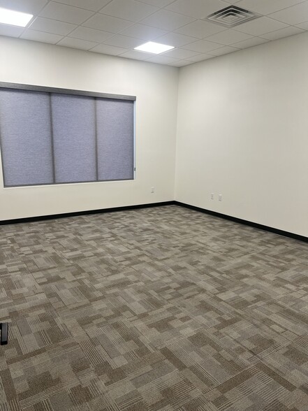 More Photos Of 5848 Judson Rd, Longview Storefront For Lease