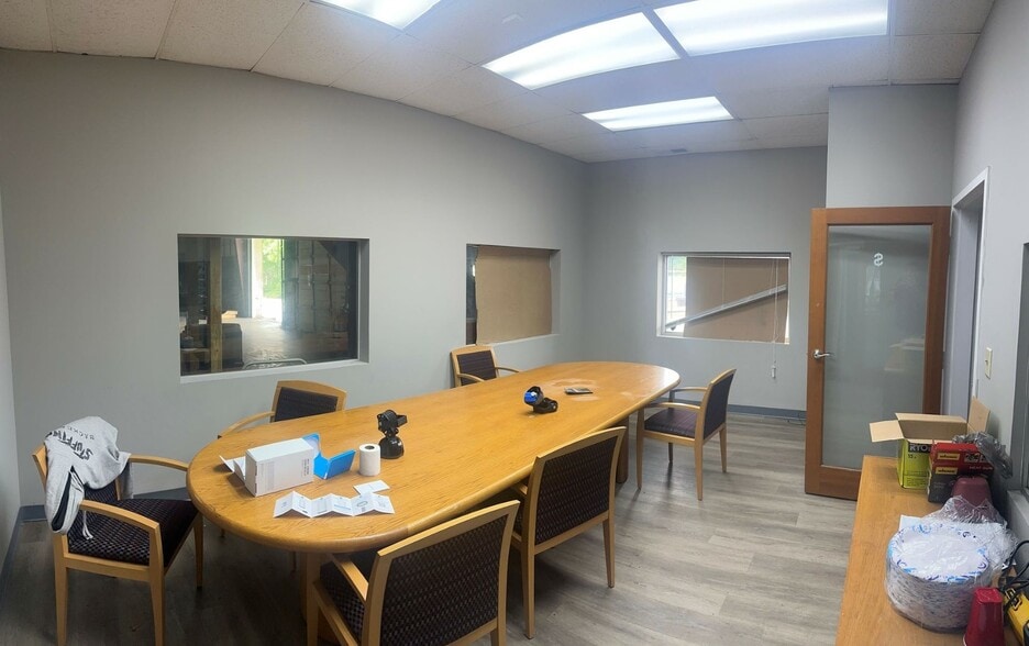 More Photos Of 345 Third St, Forest Park Distribution For Sale