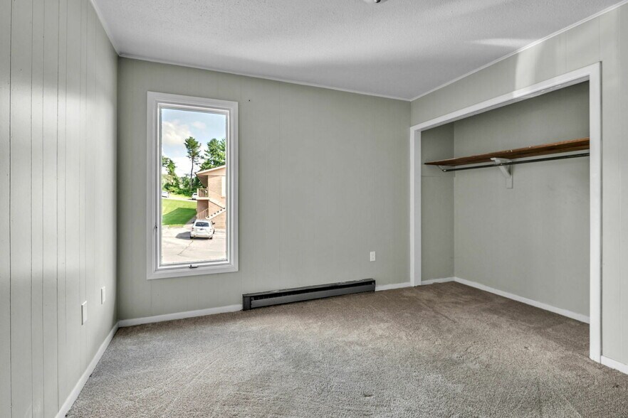 More Photos Of 106 King Ave, Morristown Apartments For Sale
